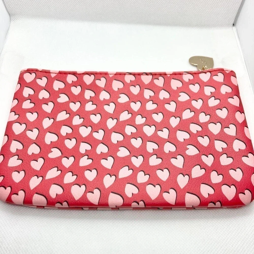 Full Hearts Cosmetics Makeup Bag